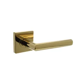 Intersteel enkele deurkruk rechts Bastian op vierkante rozet met nokken 55x55x10mm PVD messingkleur