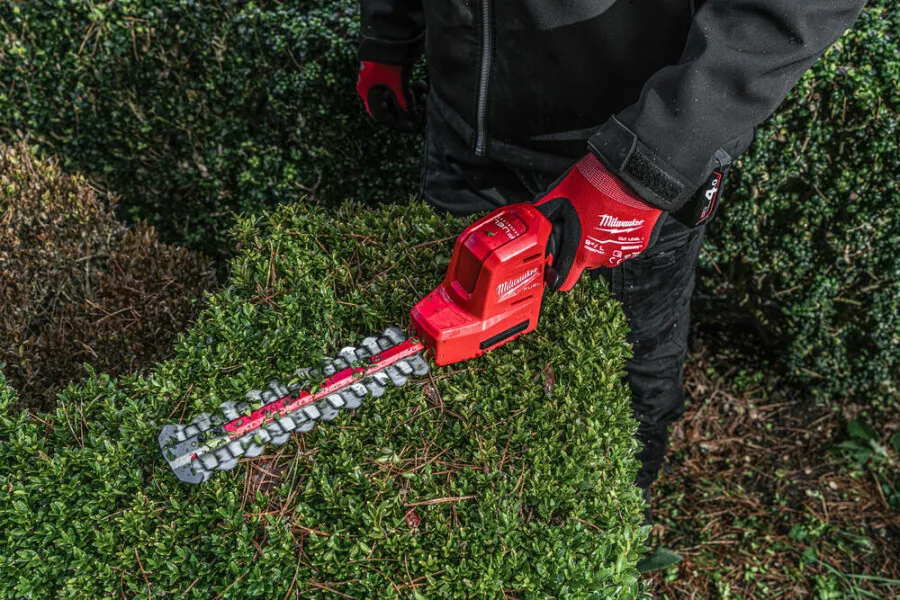 MILWAUKEE M12 FHT200 HEGGENSCHAAR  20 CM